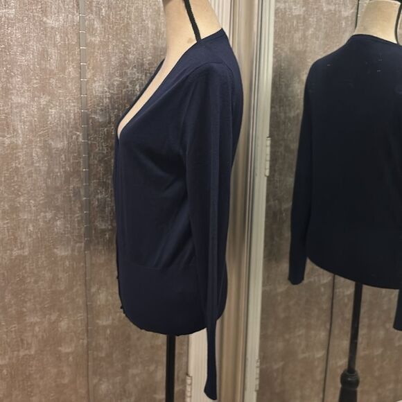 St.John woman’s Navy Cardigan, S - Picture 5 of 9